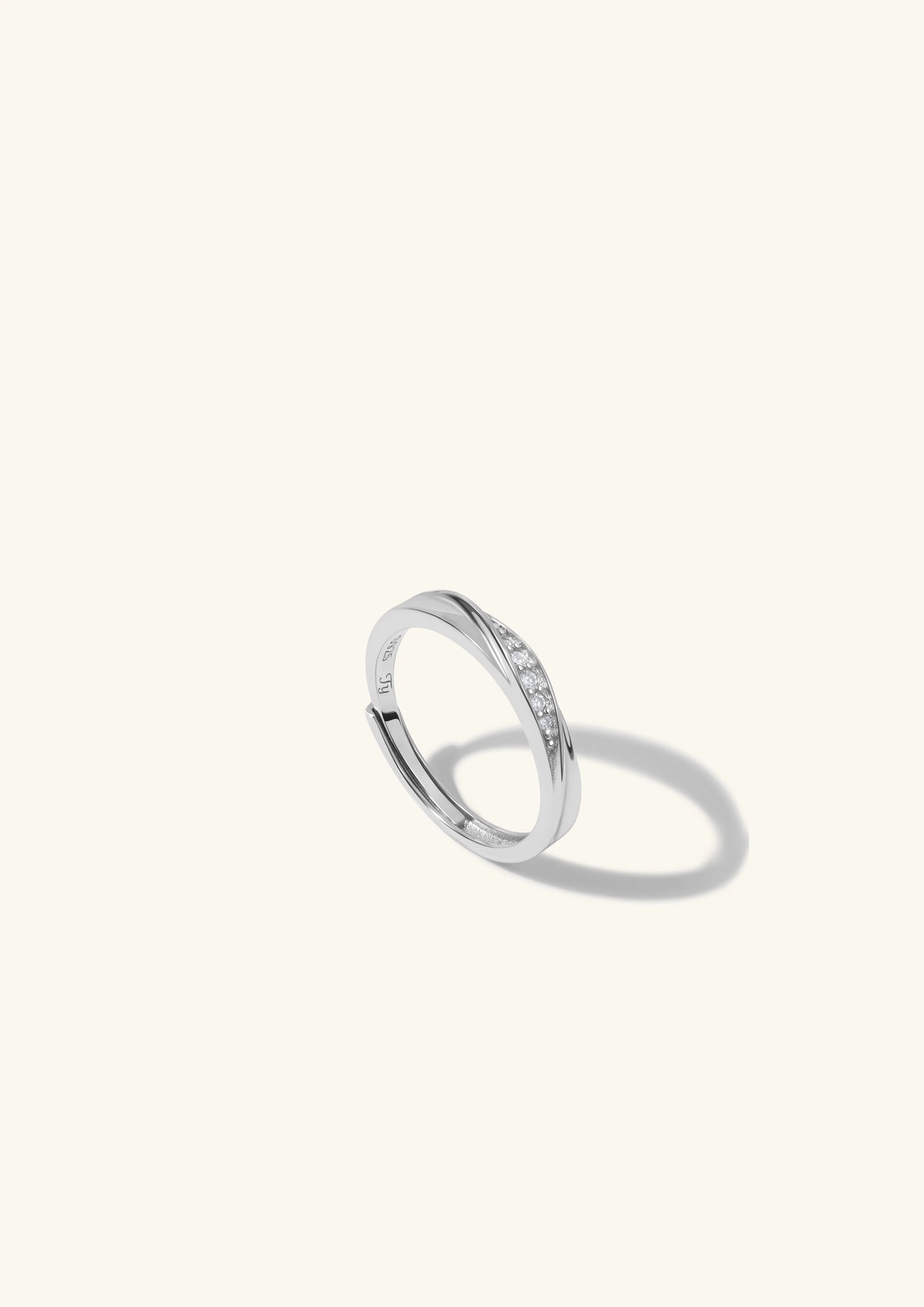Moissanite Wavy Open Band