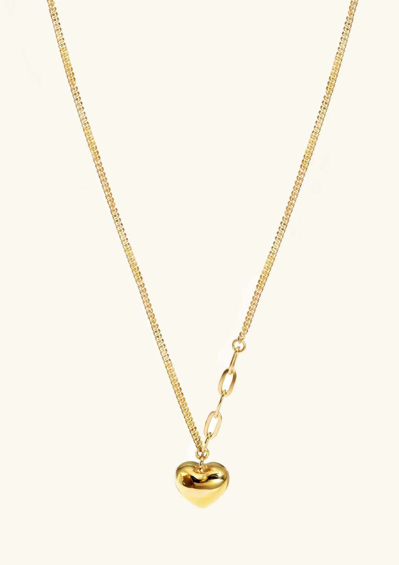 Heart-Shaped Pendant Necklace