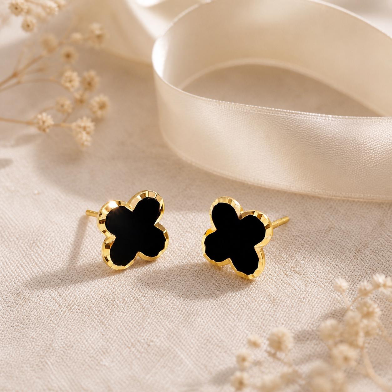 Clover Stud Earrings