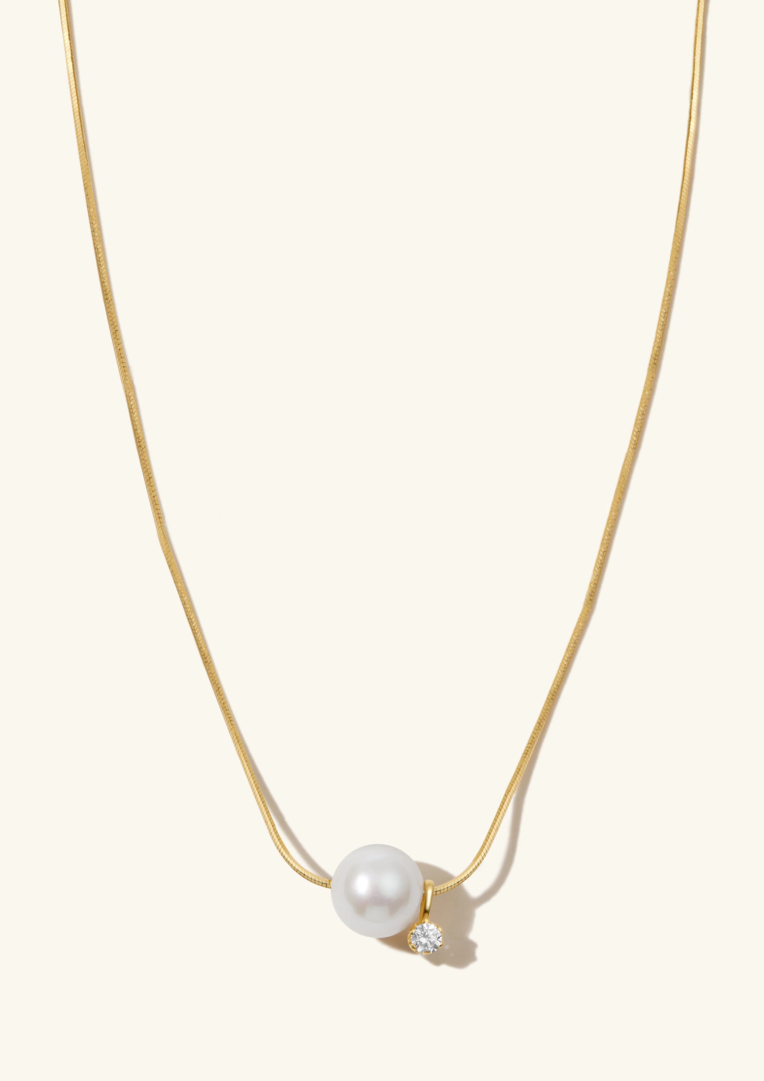 Slide Pearl Necklace