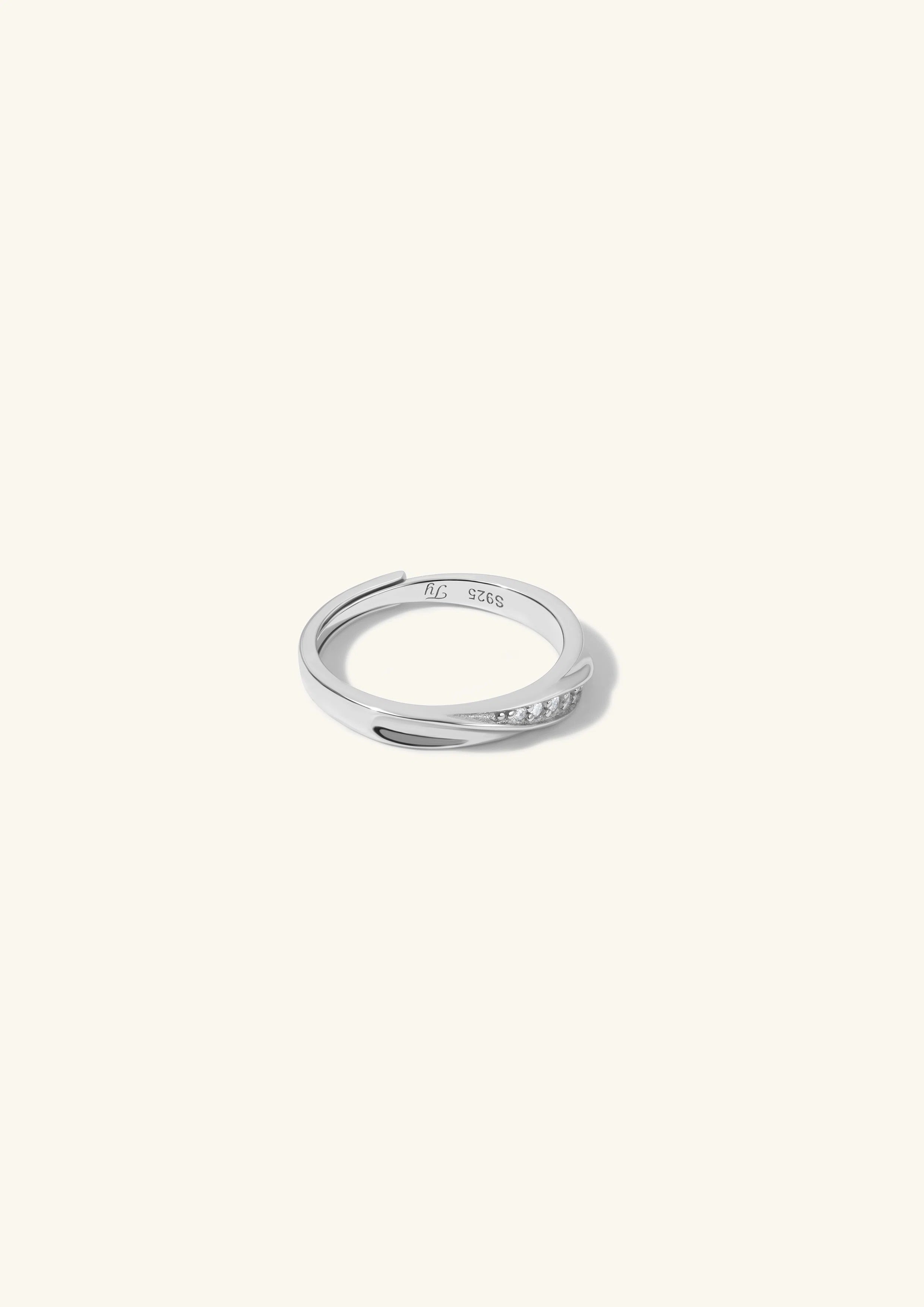 Moissanite Wavy Open Band