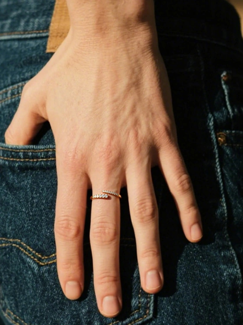 Elegant Twinkle Open Ring